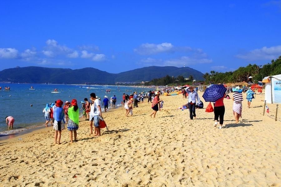 “五一”假期支付業(yè)務(wù)創(chuàng)新高 假日經(jīng)濟(jì)再現(xiàn)新活力